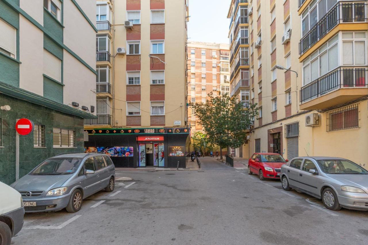 Ole Zambrano Hostal Málaga